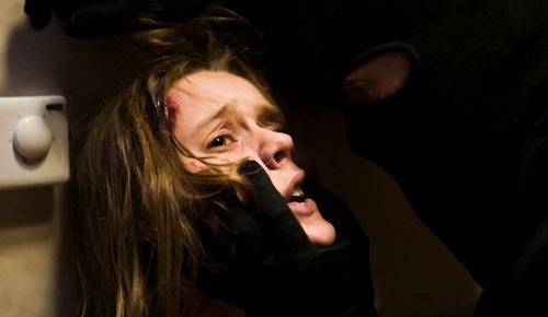 femme-sequestree dans le film kidnappes