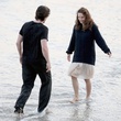 photo-de-tournage-knights-of-cups-natalie-portman-christian-bale-png-500x630-q95-jpg