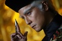 the-man-with-iron-fists-une-belle-manicure-jpg