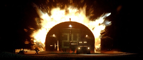 une-explosion-pour-le-tournage-de-pere-noel-origines-jpg