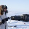 josiah-patkotak-avec-une-arme-dans-on-the-ice-jpg - On the Ice 