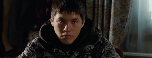 josiah-patkotak-dans-le-film-aericain-on-the-ice-jpg