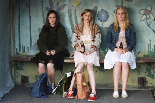 malin-bjorhovde-helene-bergsholm-et-beate-stofring-jpg