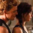 2-hunger-games-embrasement-jpg