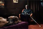 lambert-wilson-dans-une-chambre-jpg