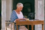 judi-dench-sur-son-ordi-jpg