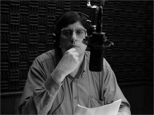 jorge-jellinek-devant-son-micro-jpg