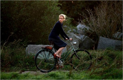 nina-hoss-a-velo-jpg
