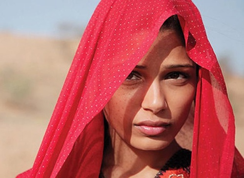freida-pinto-jpg