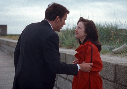clive-owen-et-andrea-riseborough-jpg