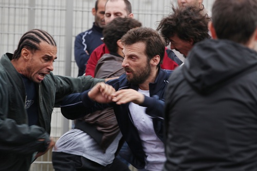 mathieu-kassovitz-en-pleine-bagarre-jpg