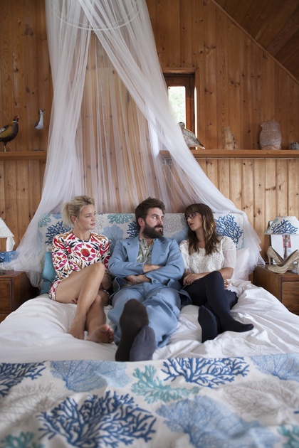 Grégoire Ludig, Virginie Efira et Géraldine Nakache dans le film "Et Ta Soeur" lit 