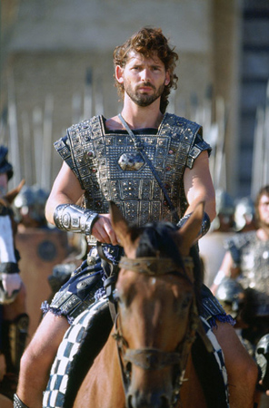 eric bana a cheval