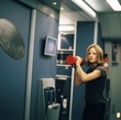 jodie foster se protegeant - Flight Plan