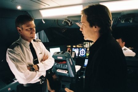sean bean peter sarsgaard - Flight Plan