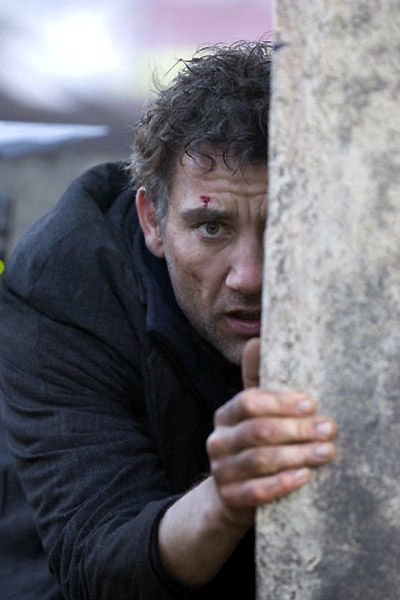 clive owen se cachant