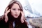 jodie foster ecoutant son contact