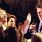 hugh grant dans la foule - Le Come Back - Le Come Back 