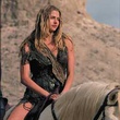 estella warren a cheval