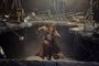 milla jovovich sortant d un trou