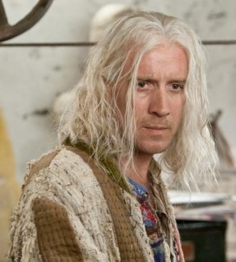 Rhys Ifans est Xenophilius Lovegood
