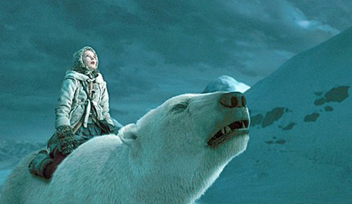 dakota blue richards sur l ours