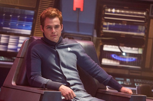 chris pine dans le simulateur