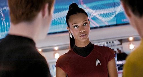 zoe saldana entre chris pine et john cho
