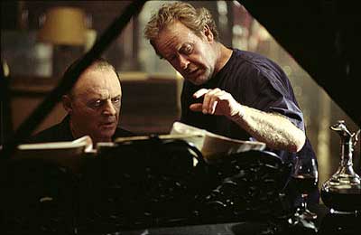 anthony hopkins ecoutant les conseils du realisateur