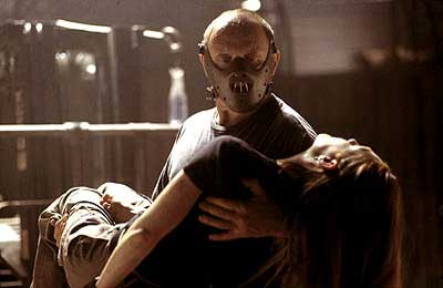 julianne moore dans les bras d anthony hopkins