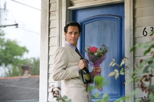 jim carrey apportant des fleurs