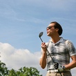 jim carrey jouant au golf