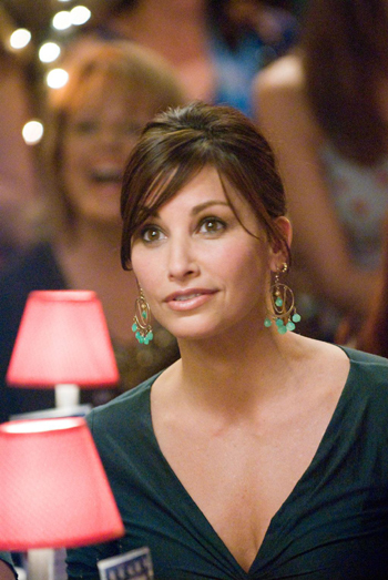 gina gershon 2 - P.S. I Love You