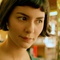 audrey tautou au cafe des deux moulins - Le fabuleux destin d'Amélie Poulain 