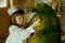 flora guiet osculte un crocodile