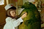 flora guiet osculte un crocodile