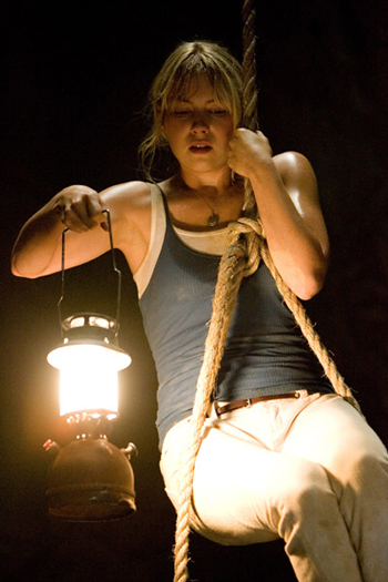 laura ramsey 3 - Les Ruines