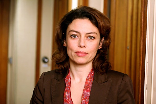 laure calamy dans bancs publics