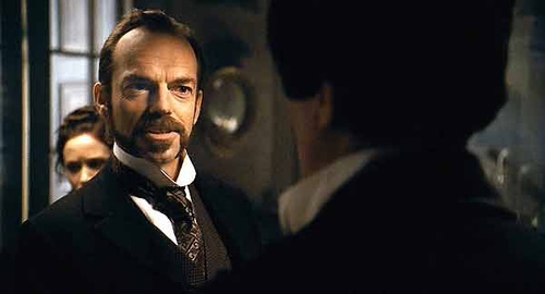 hugo weaving