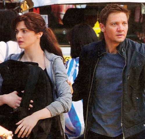 rachel-weisz-jeremy-renner-png
