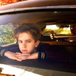 freddie highmore en voiture