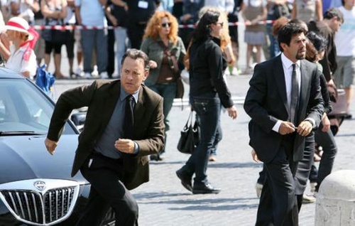 tom hanks en pleine action - Anges et démons