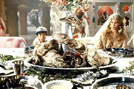 jonathan ke quan kate capshaw