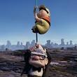 Carl et Russell se tiennent à la corde