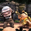 Russell casse les oreilles de Carl