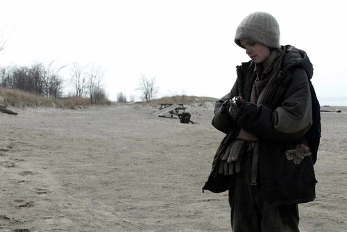 kodi smit mcphee dans the road