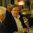 gearard depardieu aa table - Hello Goodbye