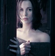 kate beckinsale sortant de nuit