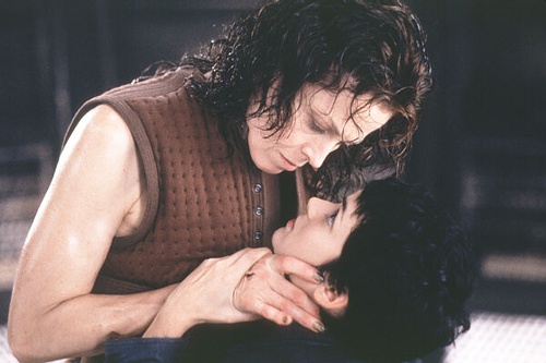 sigourney-weaver-winona-ryder-jpg
