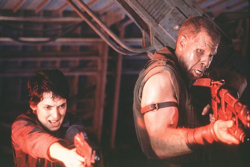 winona-ryder-ron-perlman-jpg